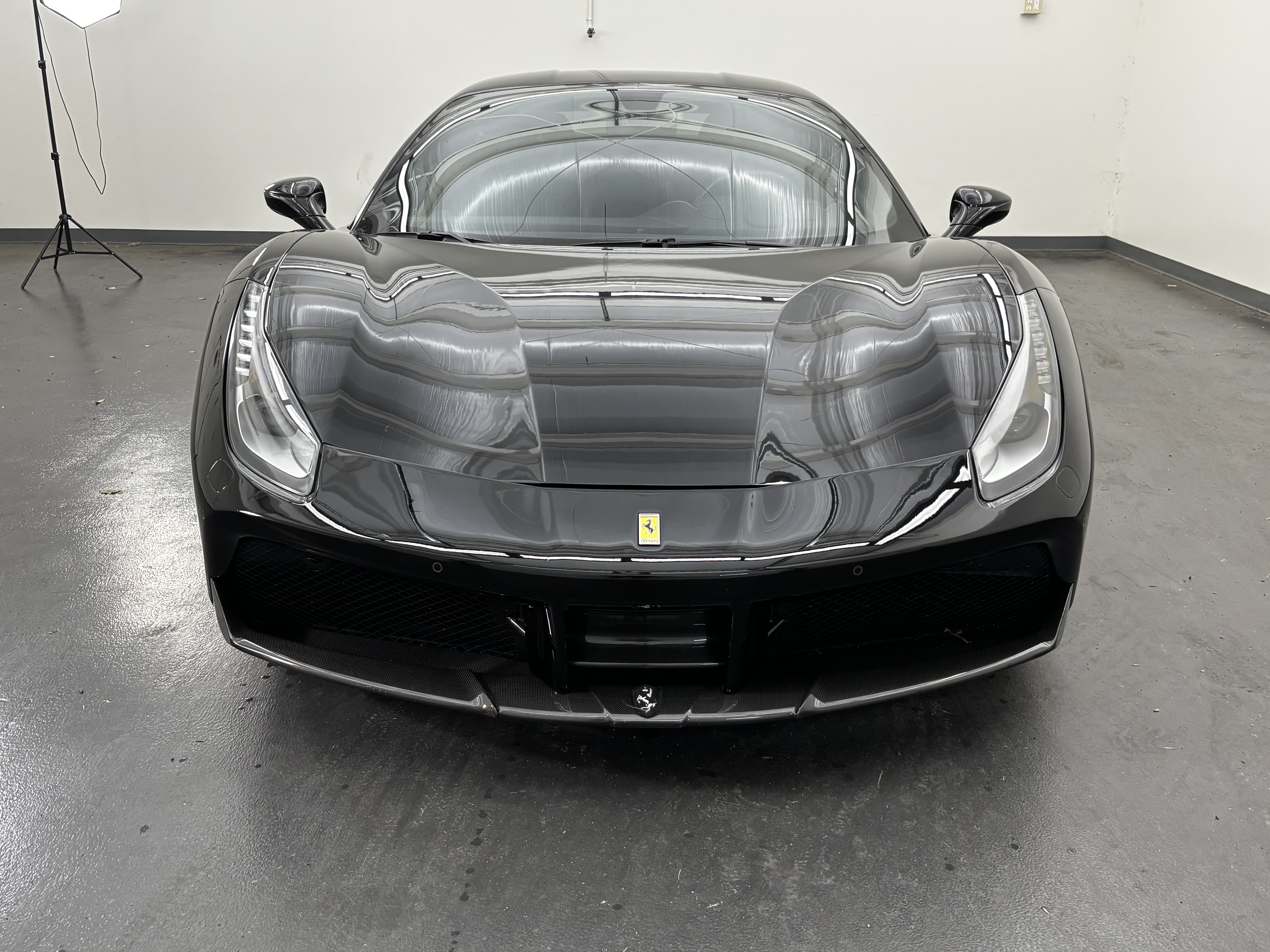 2016 Ferrari 488 GTB Base