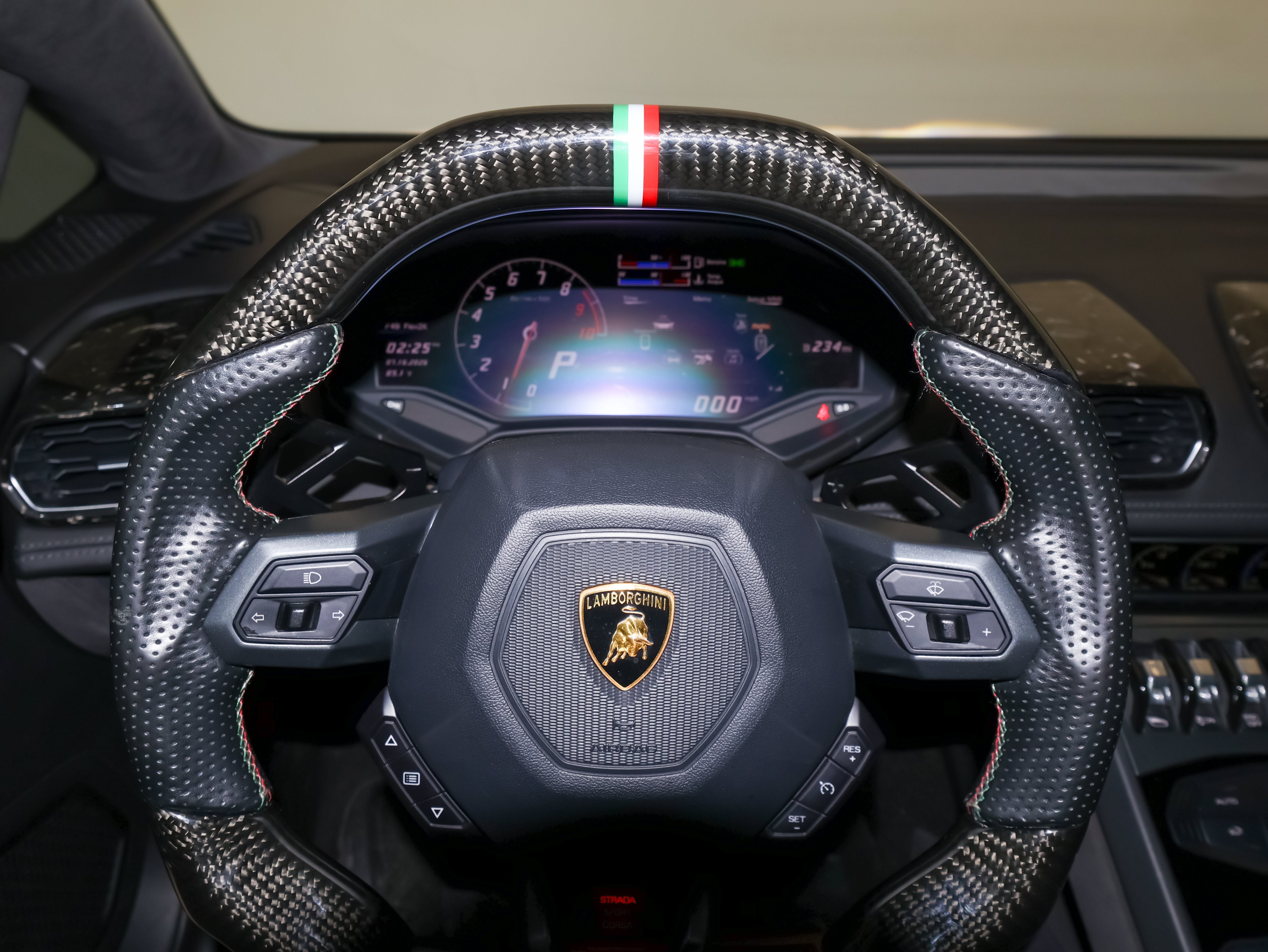 2016 Lamborghini Huracan LP 610-4
