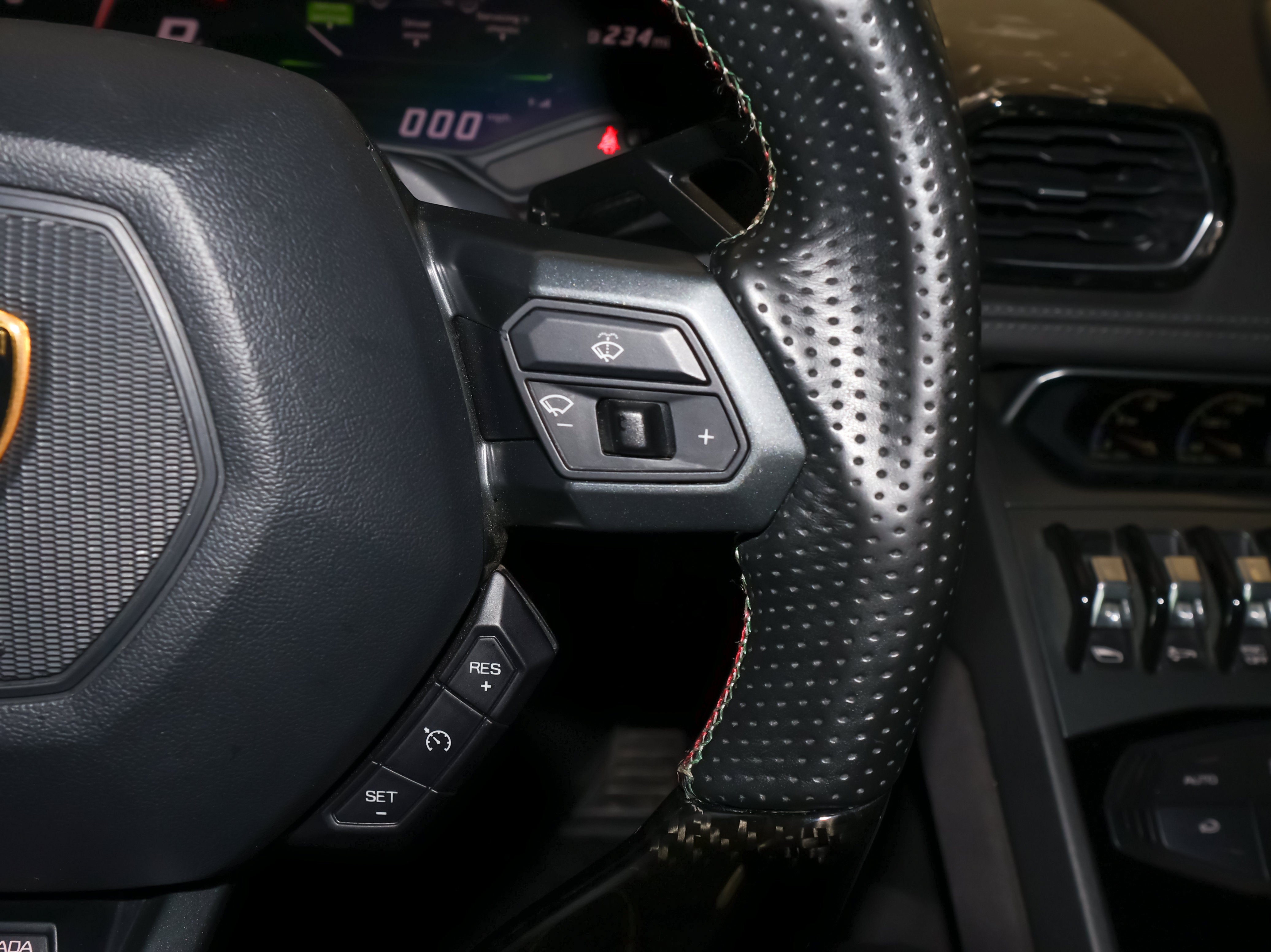 2016 Lamborghini Huracan LP 610-4
