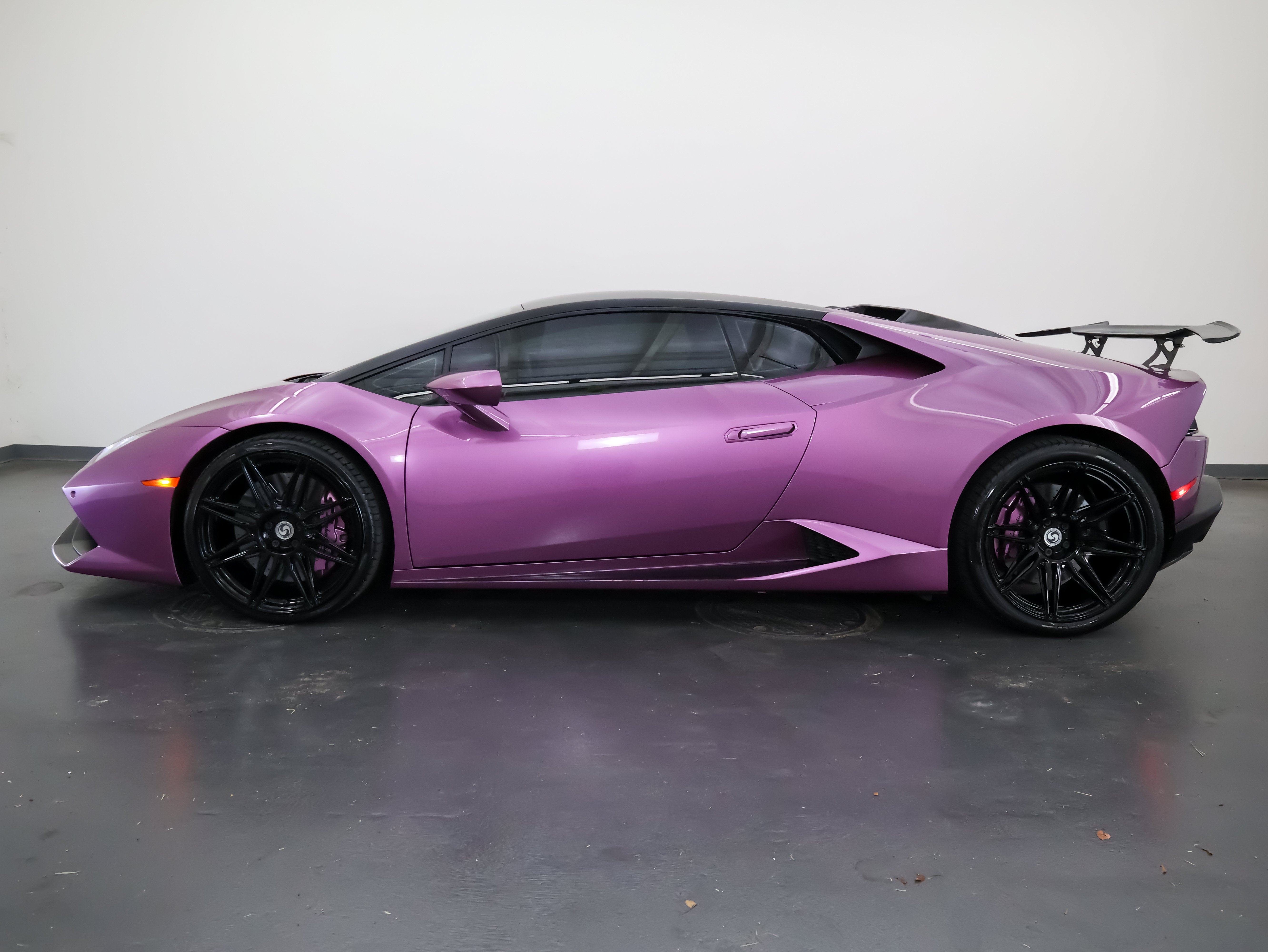 2016 Lamborghini Huracan LP 610-4