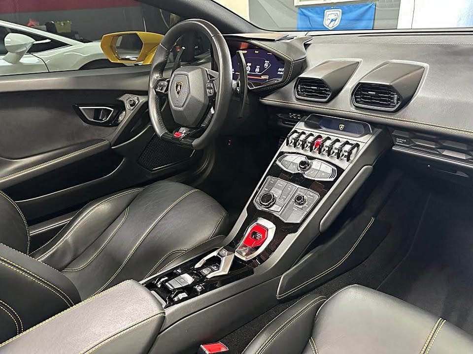 2017 Lamborghini Huracan Spyder