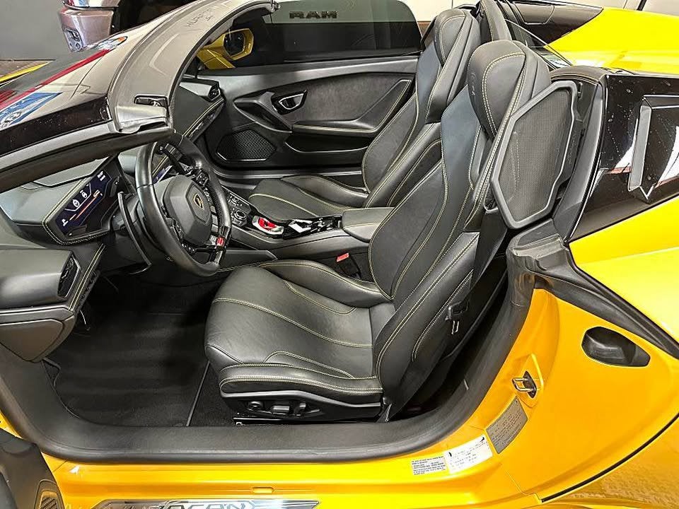 2017 Lamborghini Huracan Spyder
