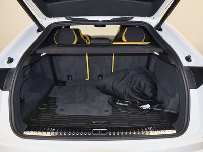 2022 Lamborghini Urus Base