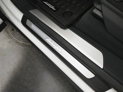 2022 Lamborghini Urus Base