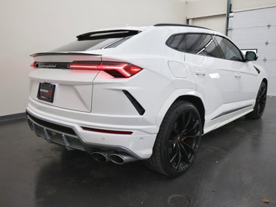 2022 Lamborghini Urus Base