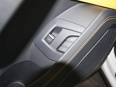 2022 Lamborghini Urus Base