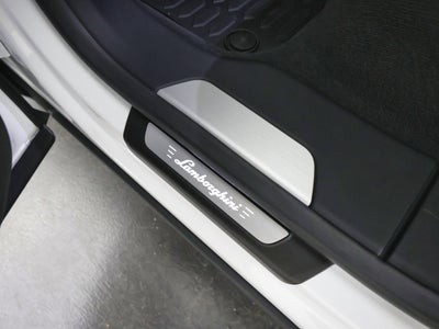 2022 Lamborghini Urus Base