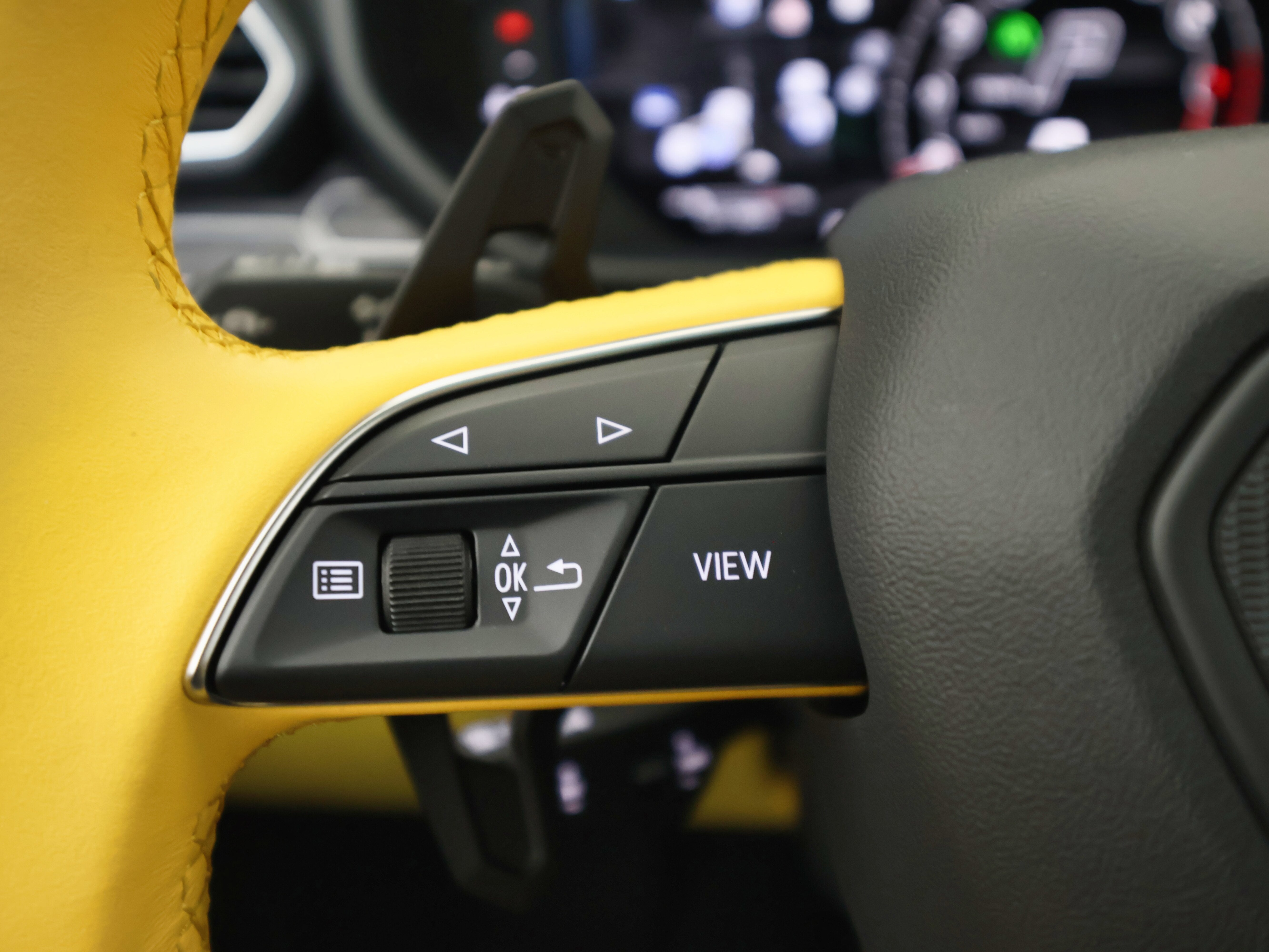 2022 Lamborghini Urus Base