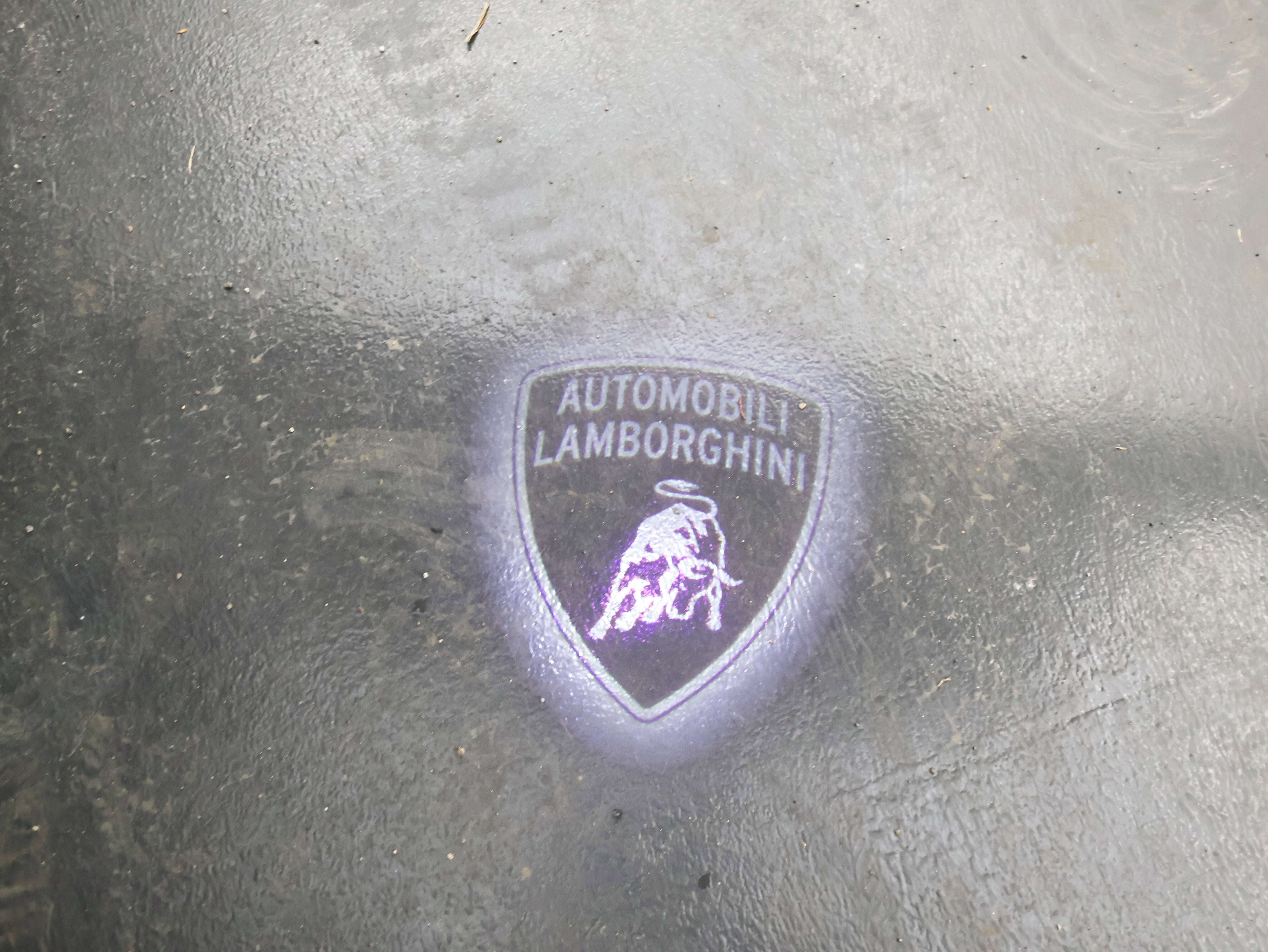 2022 Lamborghini Urus Base