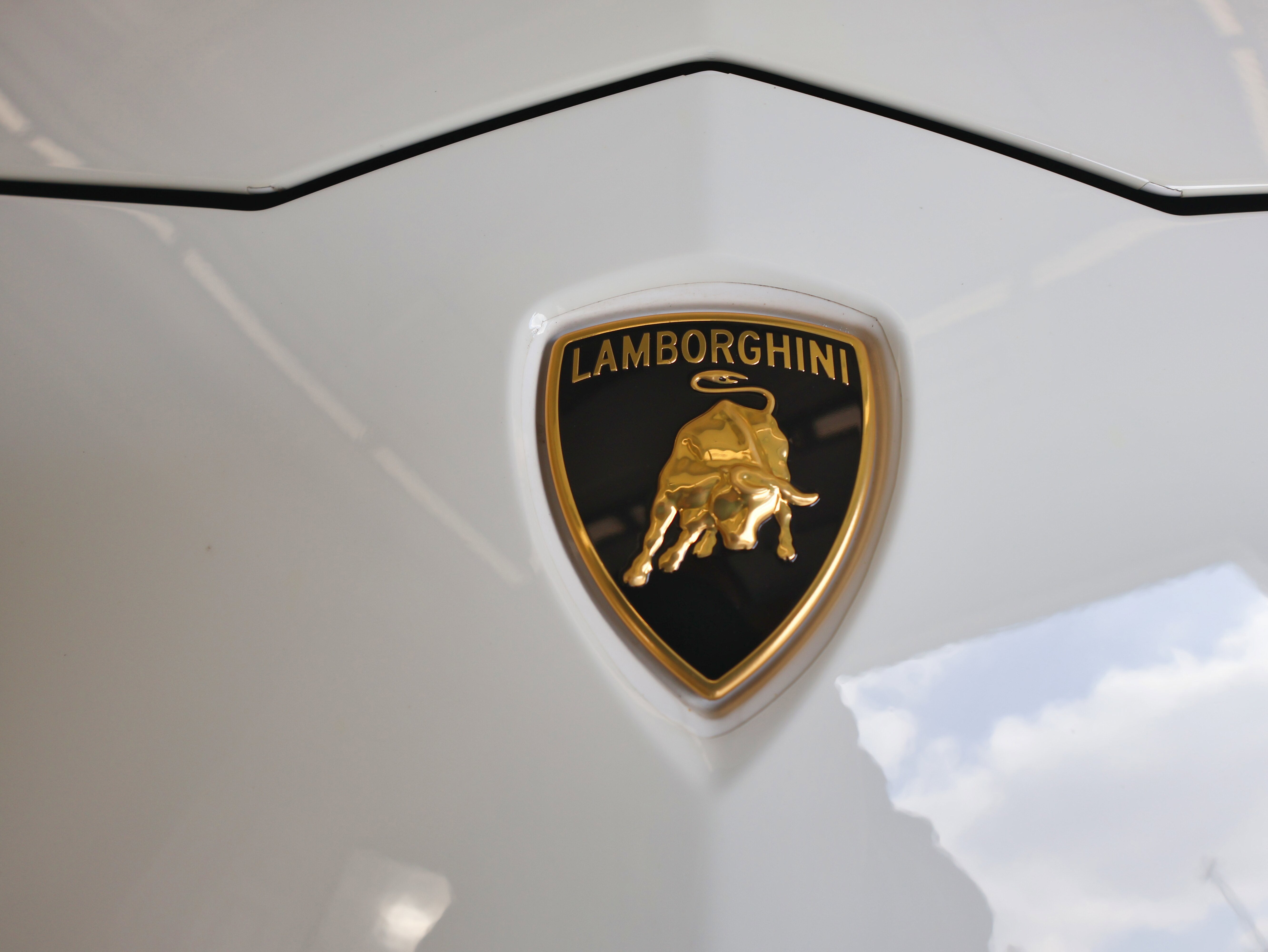 2022 Lamborghini Urus Base