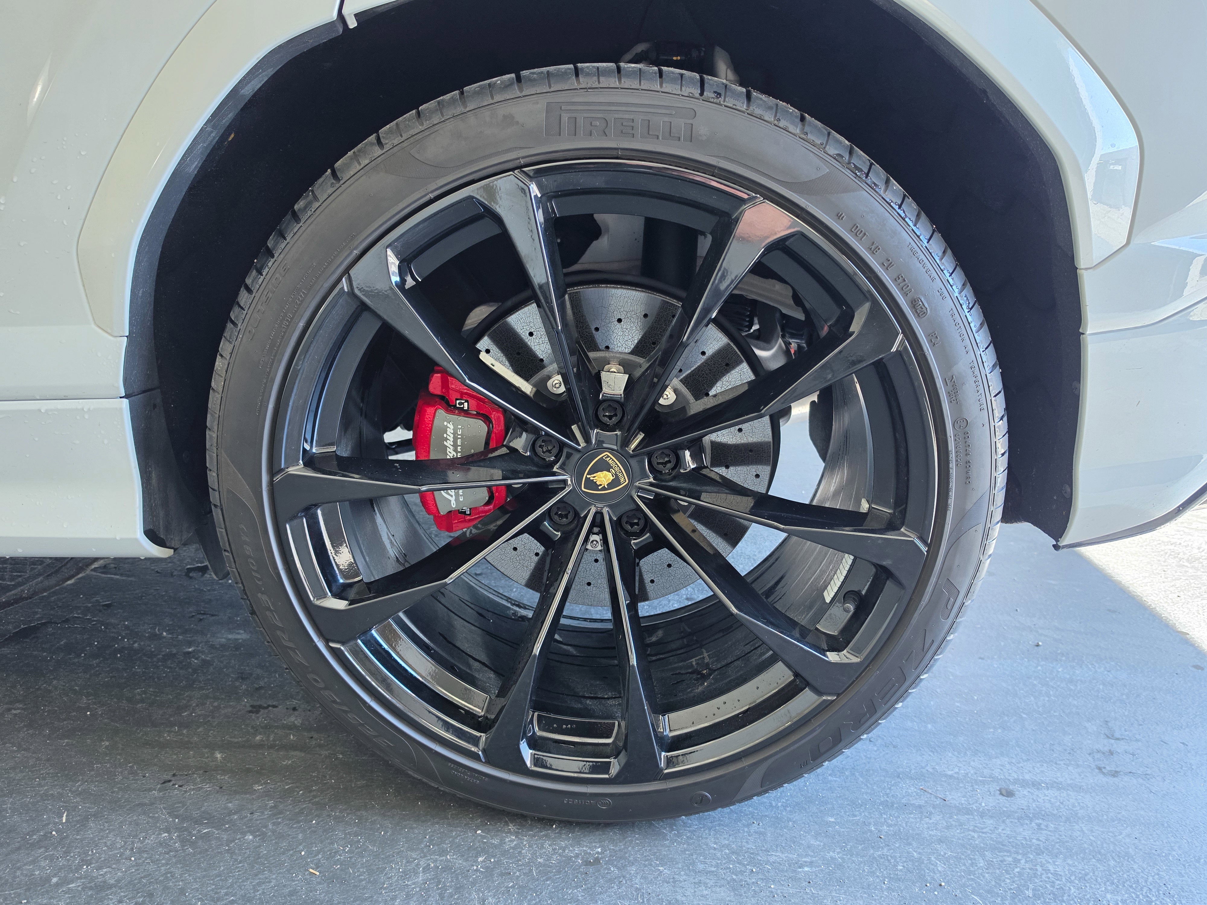 2021 Lamborghini Urus AWD