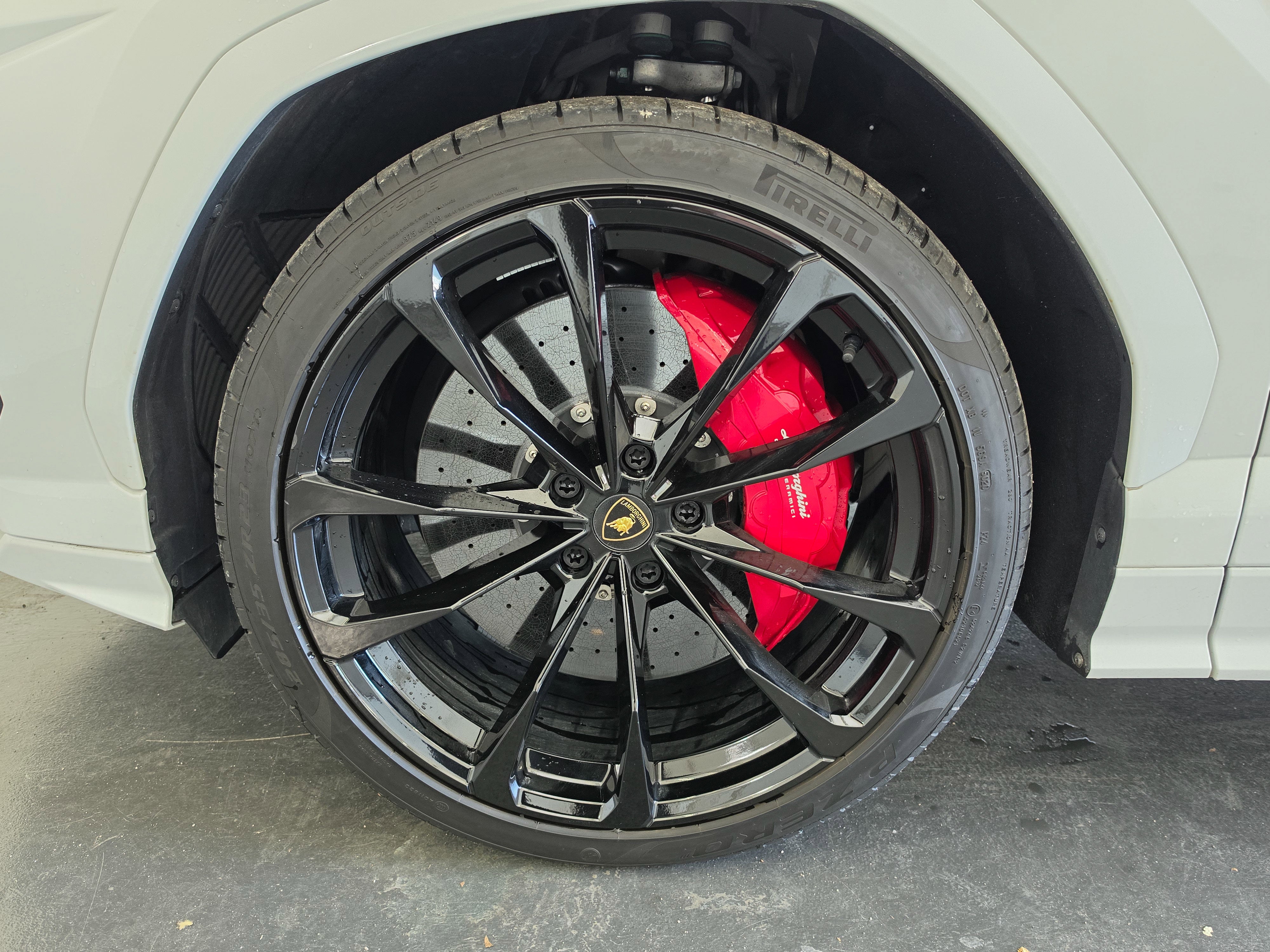 2021 Lamborghini Urus AWD