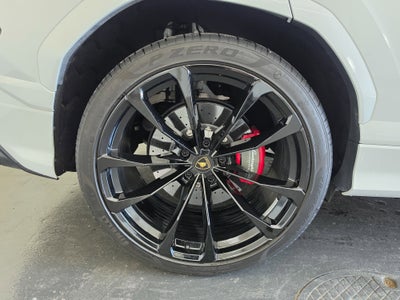 2021 Lamborghini Urus AWD